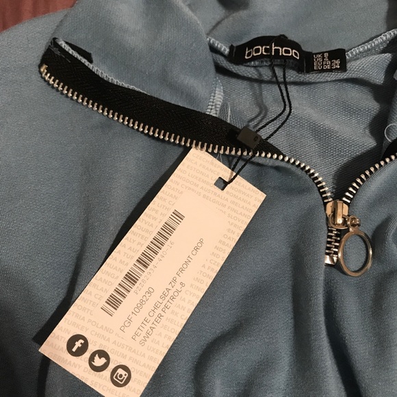 Zip front crop sweater - Picture 3 of 8